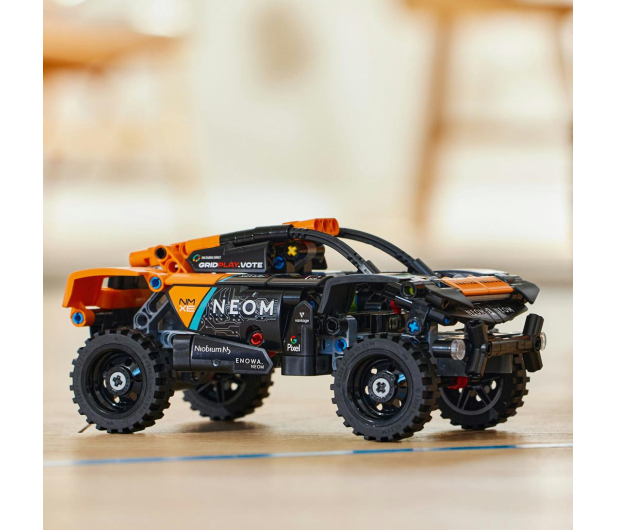LEGO Technic 42166 NEOM McLaren Extreme E Race Car - 1203596 - zdjęcie 13